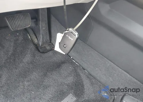 2023 Kia Sorento S z USA, uszkodzony, nr VIN 5XYRLDLC2PG227531